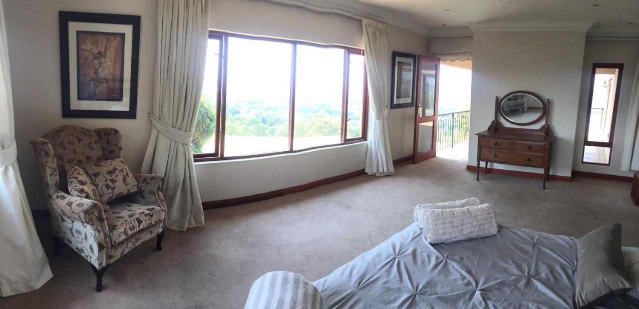 Views For Africa Villa Johannesburg Buitenkant foto